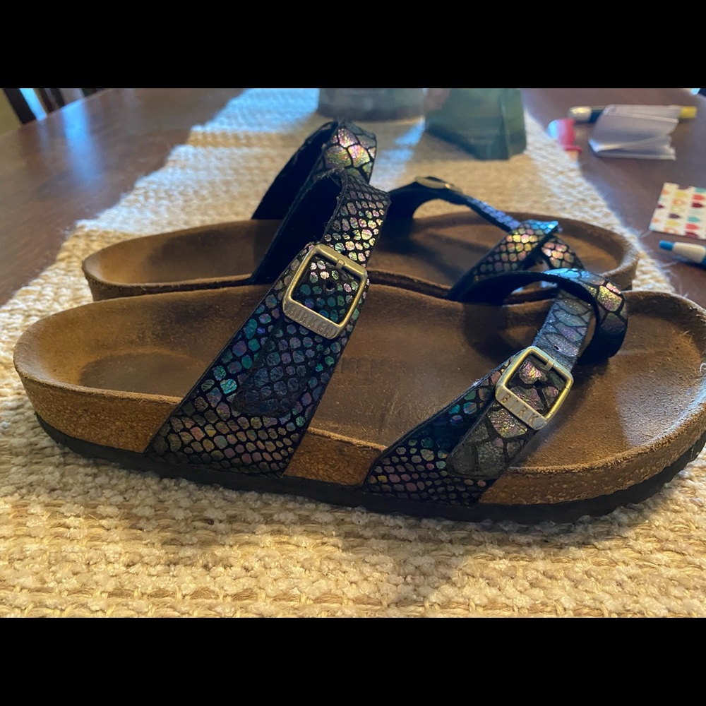 Birkenstock Iridescent Snakeskin sz 39 Excellent